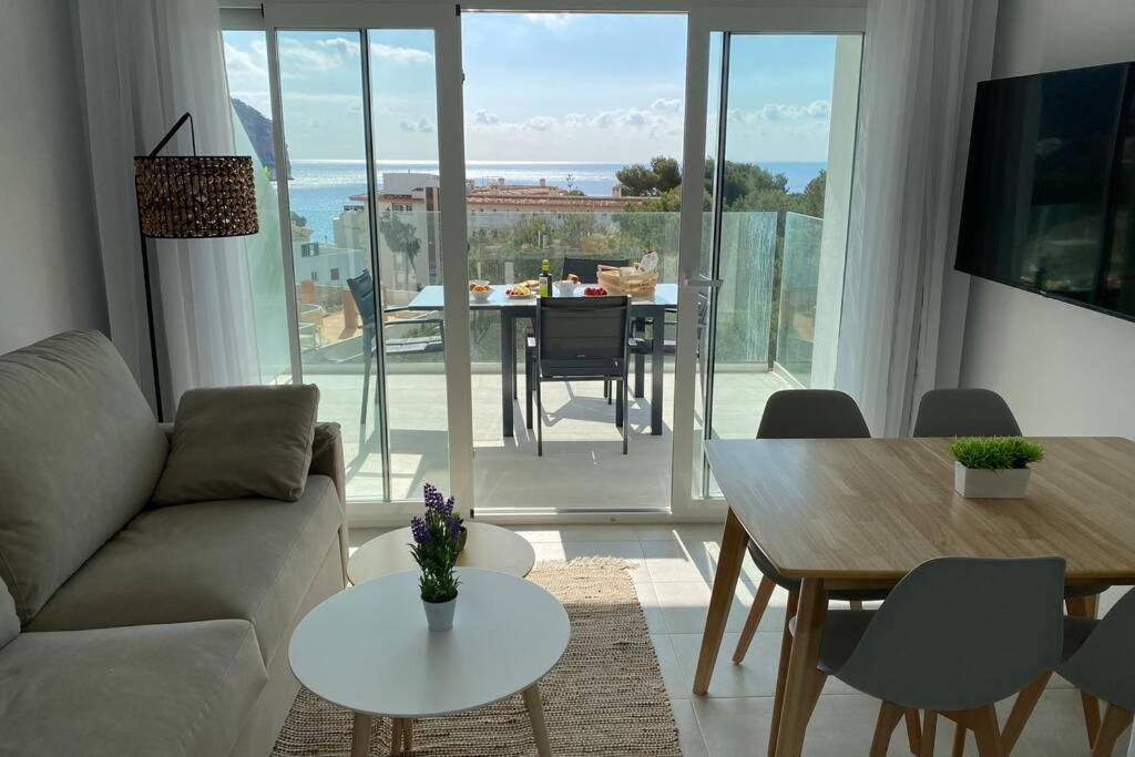 Sea View 6d With Pool In Canamel